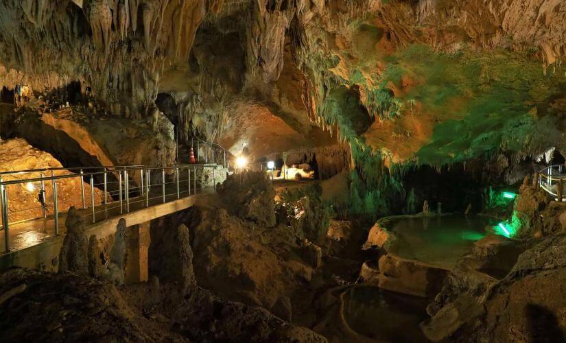 Private Best of Ishigaki Scenic Wonders and Culture