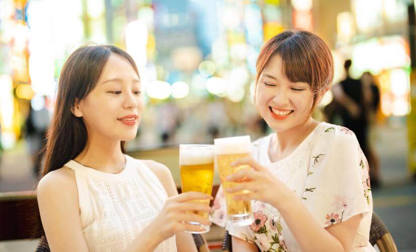 Tokyo Nightlife and Shinjuku Bar Crawl with Tastings (Hotel Guests)