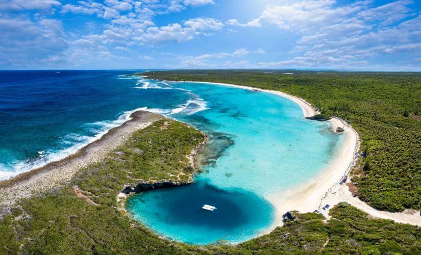 Blue Hole Snorkel and Beach with Lunch from Celebration Key