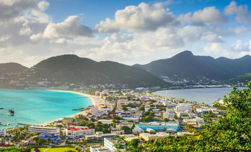 Private Beach Stop & Two Countries on One Island Day Tour | St. Maarten
