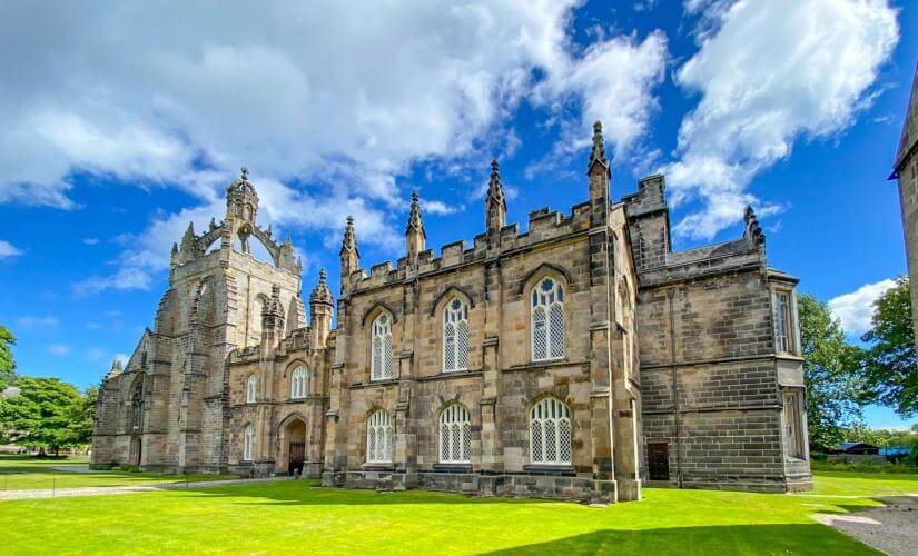 Historic Aberdeen Granite City Walk