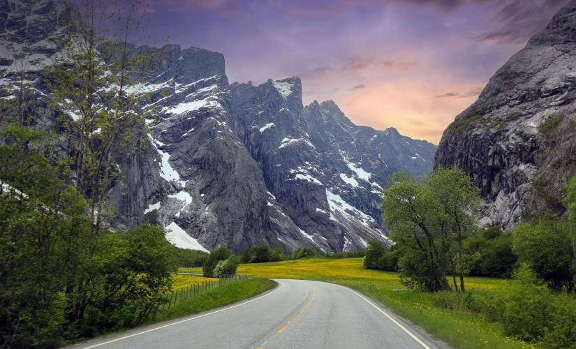 Private Journey to Trollstigen (Troll Road) and Trollveggen (Troll Wall) from Andalsnes
