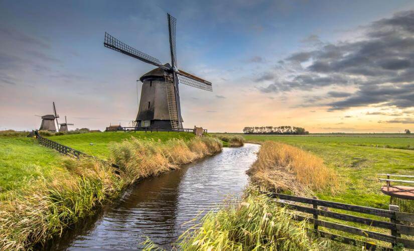 Private Northern Netherlands from Amsterdam (Vacations To Go Singles)