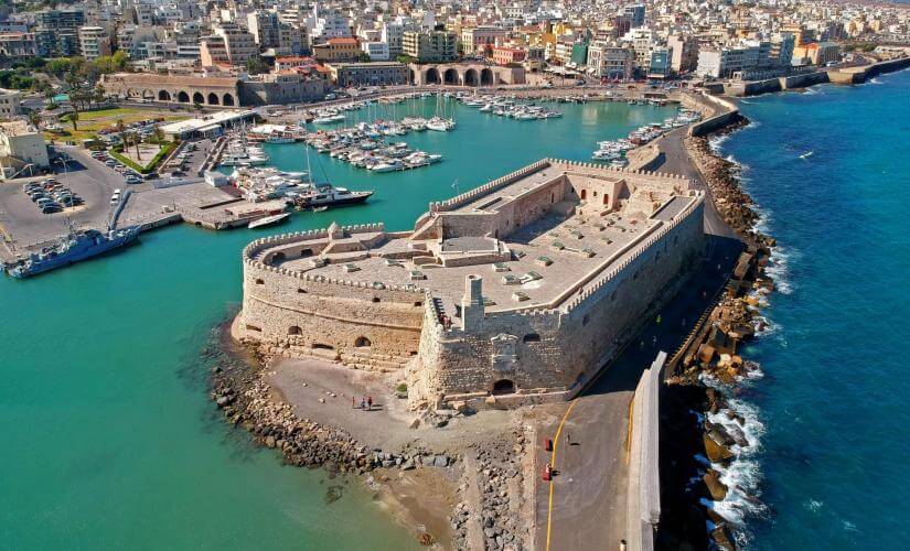 Private Minoan Crete with Palace, Museum, and Wineries