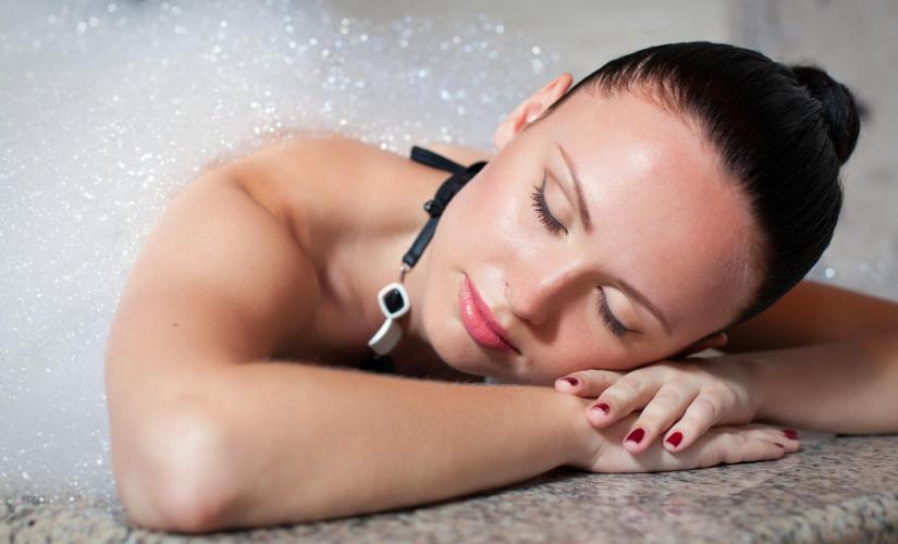 Turkish Bath - Hurrem Sultan Hamami - Pir-u-Pak Experience (45 Minutes) with Roundtrip Pier Transportation (Eichhorst Party 2024)