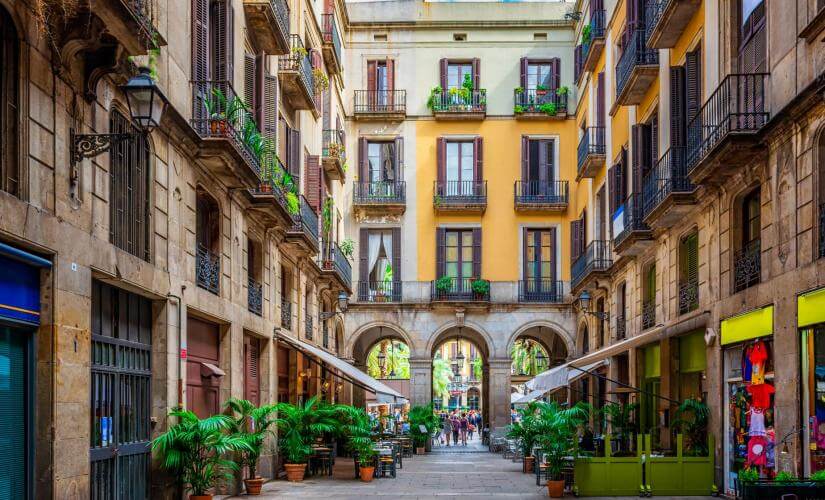 Private Hidden Streets Of Barcelona