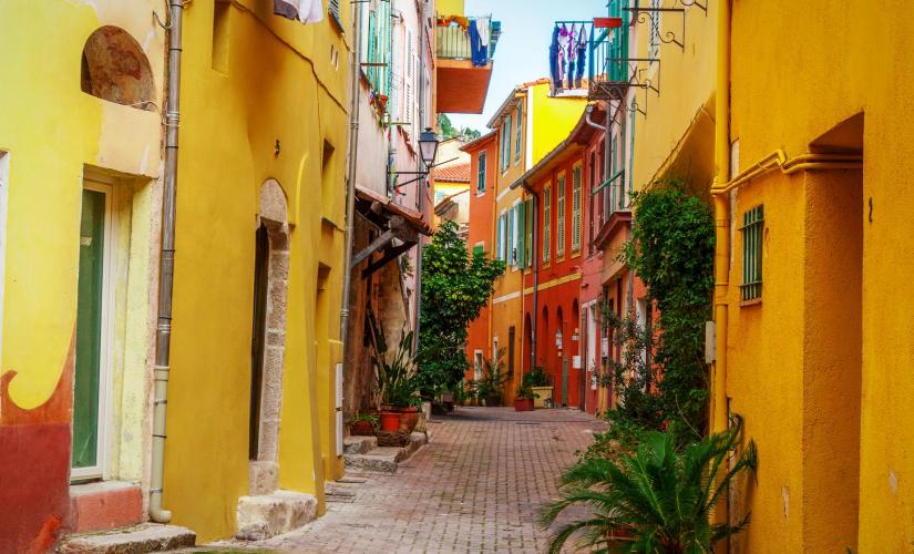 Private Nice Old Town Walk Tour from Cannes (Cours Saleya)