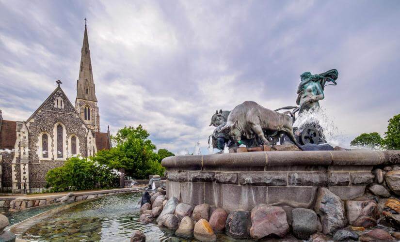 Private Copenhagen Sightseeing with Cooking Class Experience