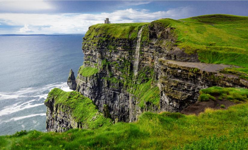 Private Droolin Town and Cliffs of Moher (Linda's Group 2027)