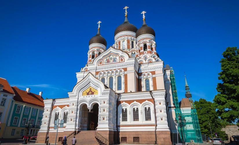 Exclusive Best of St. Petersburg and Tallinn