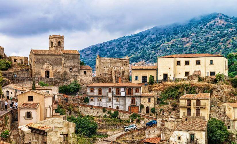 Savoca Godfather Experience with a Walk in Taormina from Naxos