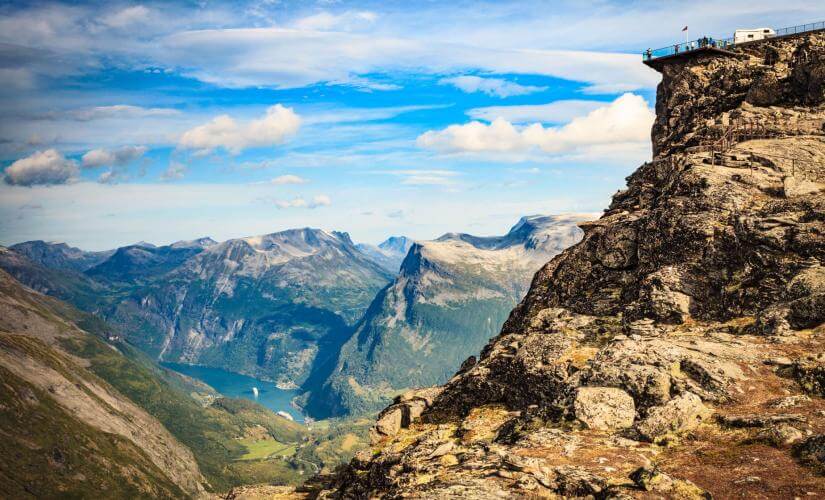 Private Panoramic Journey to Geiranger from Hellesylt with Lunch