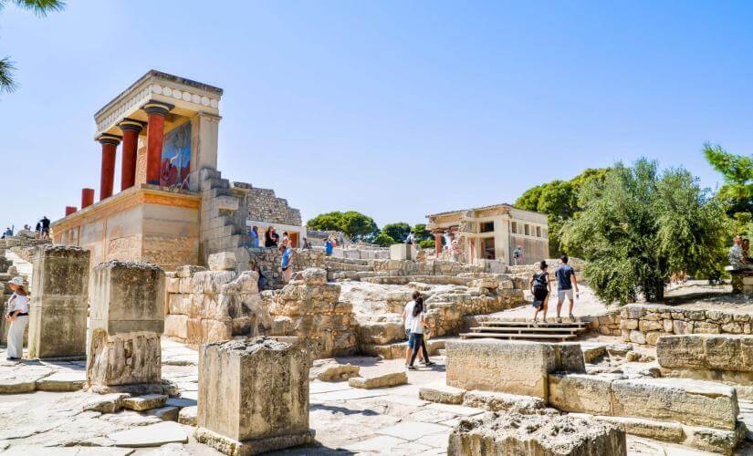 Knossos Palace and Heraklion Highlights with Local Tasting