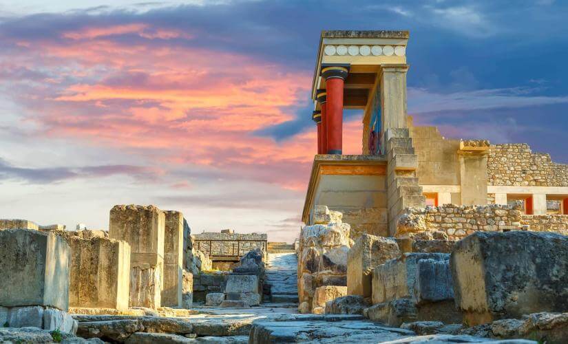 Private Mythical Exploration of Knossos Palace and Zeus Cave