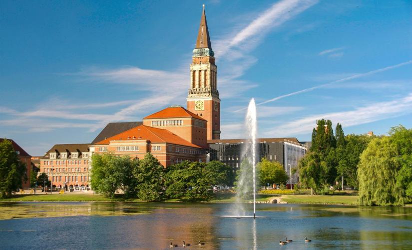 Hop-on Hop-off Kiel Highlights Tour