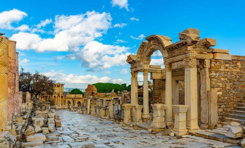 Guided Ephesus, Selcuk City Stroll, and Street Food
