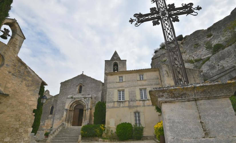Les Baux de Provence Medieval Village and Wine Tasting from Marseille