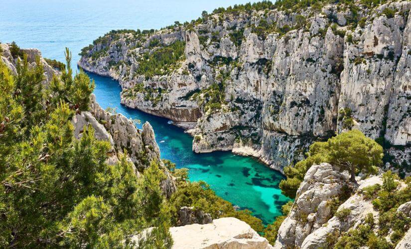 Charming Provencal Towns of Le Castellet, Bandol, and Cassis from Marseille