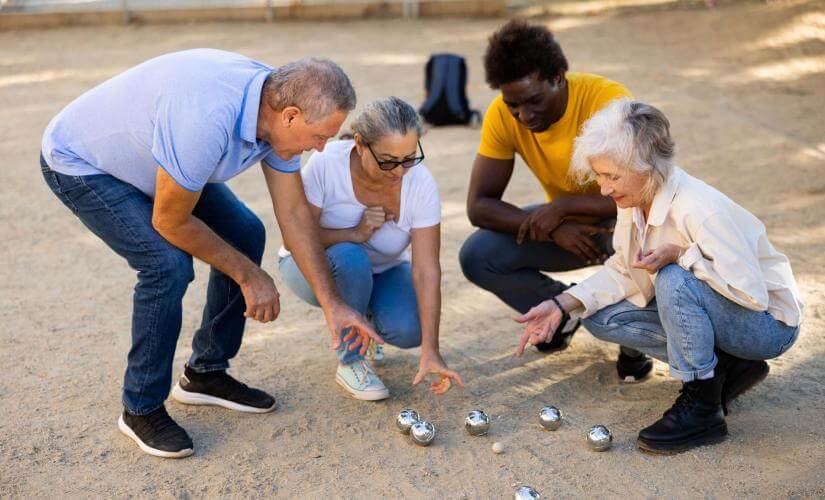 Le Panier District Guided Walk with a Local and Play Petanque