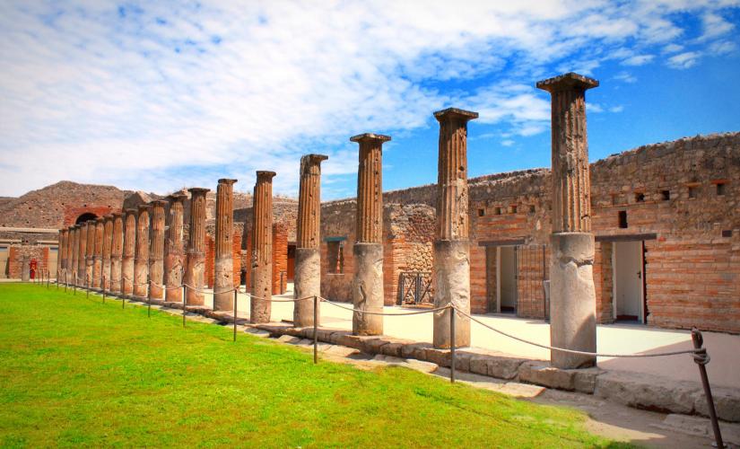 Private Pompeii & Sorrento Tour with Guide and Stop for Lunch (Hardy Group 2024)