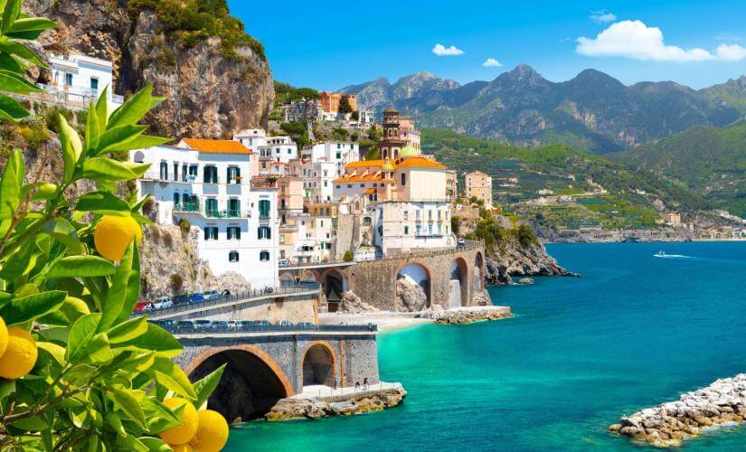 Discover Sorrento and Pompeii with Lunch from Naples