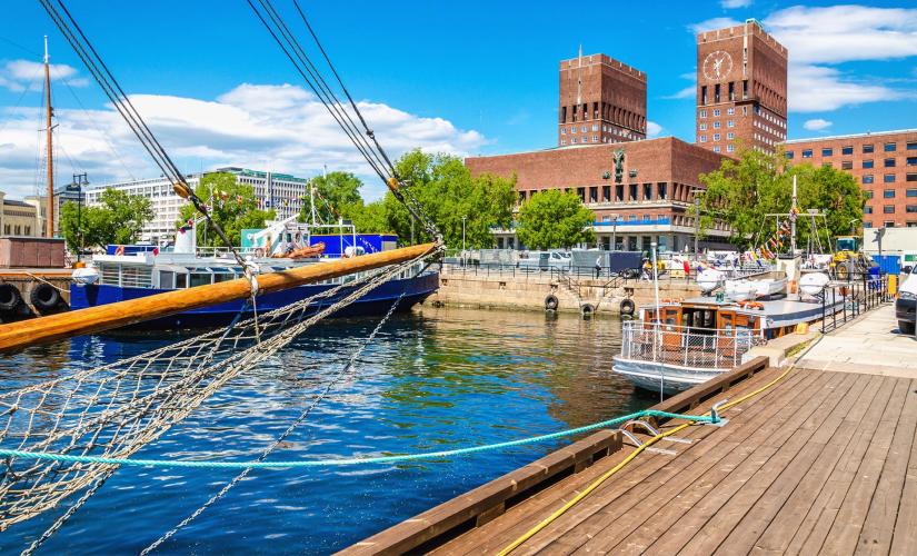 Historic Oslo with City Hall