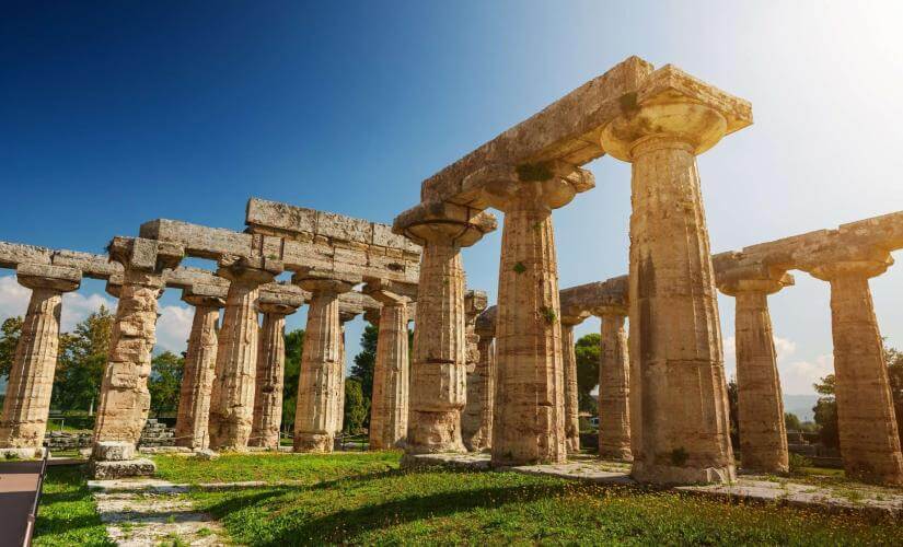 Paestum Archaeological and Mozzarella Tasting from Salerno