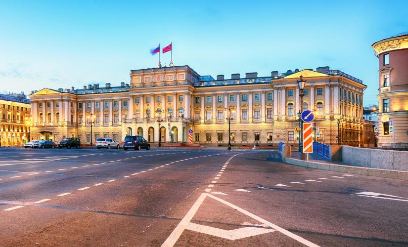 Private St. Petersburg Panoramic Tour (Visas Included) (Spit of Basil Island, Neva Embankments)