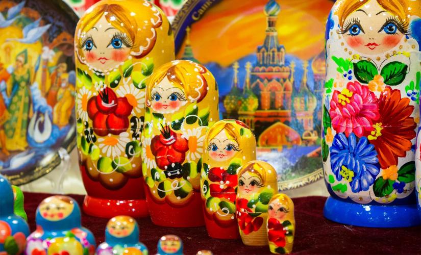 Private Russian Shopping Tour in St. Petersburg (Visas Included) (Nevsky Prospect, Gostiny Dvor)