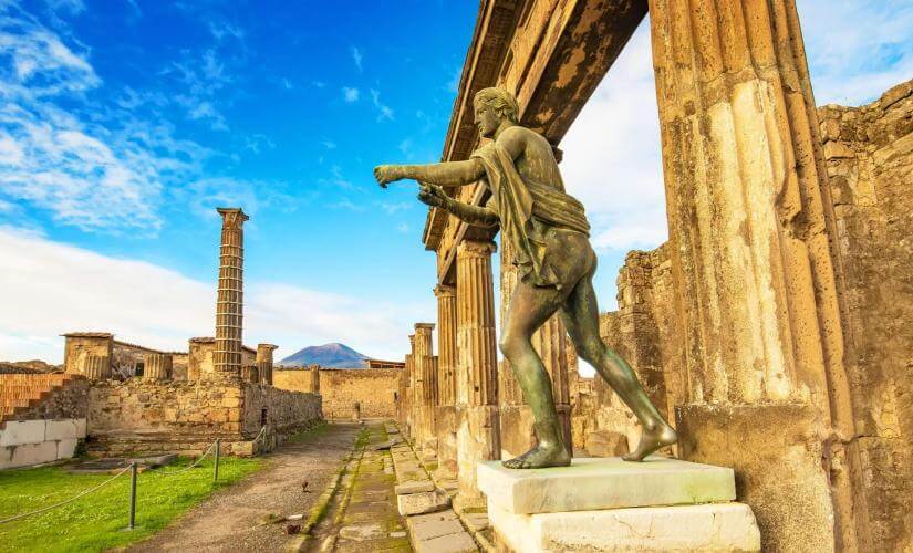 Explore Pompeii's Roman Legacy in Half a Day