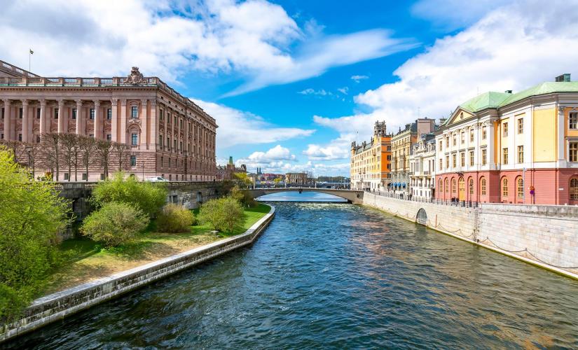 Royal Canal Tour in Stockholm (Stromkajen, Djurgarden)