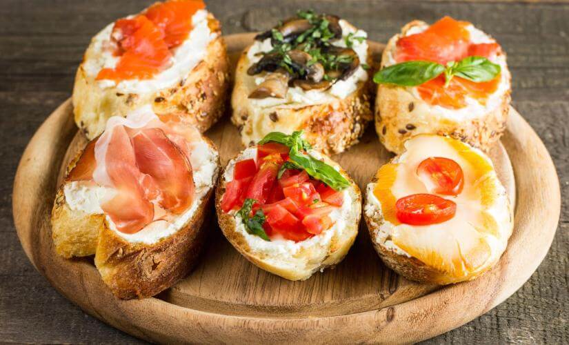 Small Group Venice Rialto Market Food Walk with Tastings (Hotel Guests)