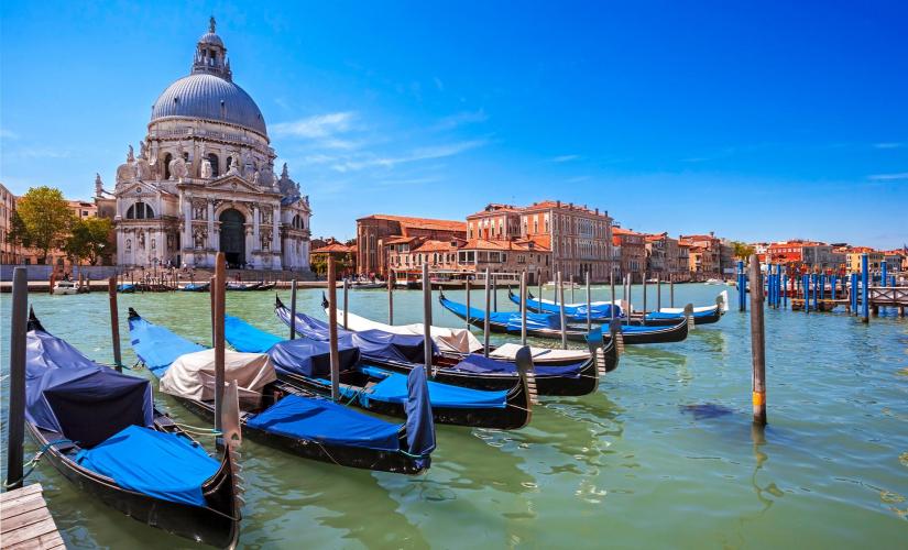 Skip-the-Line Guided St. Mark's Basilica and Gondola Ride