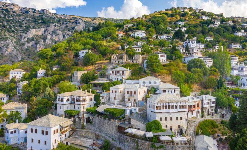 Historical Pelion and the Charming Villages of Pinakates, Vizitsa, and Milies