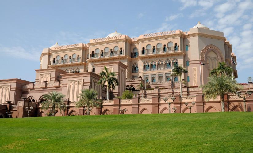 Emirates Palace, Corniche & Lulu Island