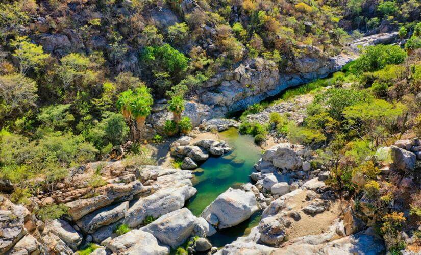 Fox Canyon Hiking Expedition
