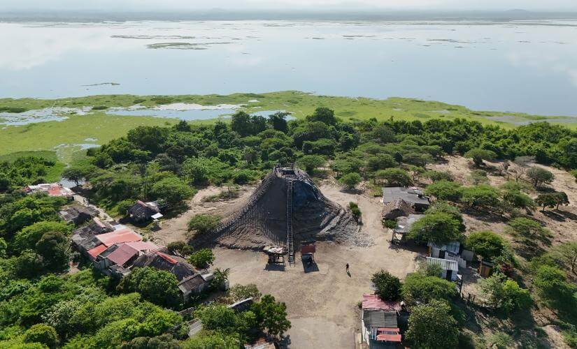 Cartagena Mud Volcano Bath Experience