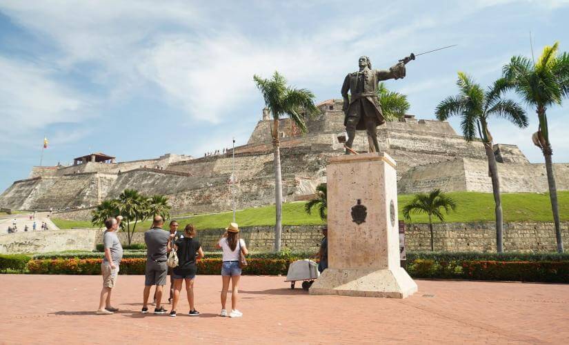 Private Cartagena Bay, Tunnel, and Walled City Walking Exploration