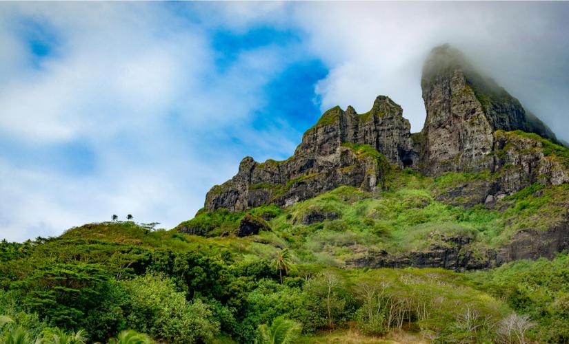 Private Bora Bora 4WD Trek