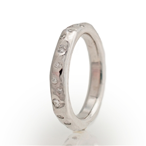 Hammered Stackable Band Diamonds