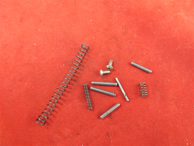 Davis P32 Parts Assortment