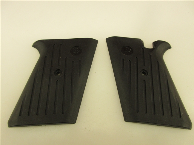 Davis P-32 Grip Set, Black Plastic
Models P-32, P-380