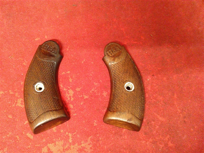 Hopkins & Allen Safety Police .32 Grips