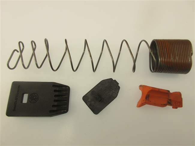 Smith & Wesson Magazine Repair Kit
â€‹Models SW40C, F, V, VE, E,  .357 SIG 10Rd.