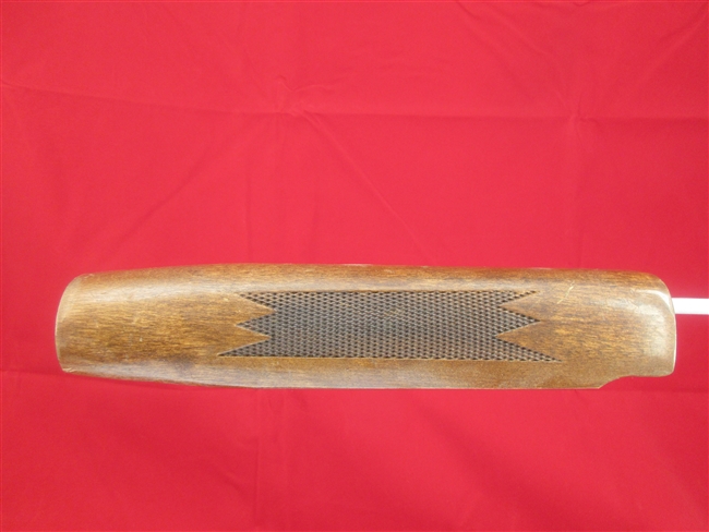 Mossberg 500 12 Ga. Forend 
Checkered Gloss Finish