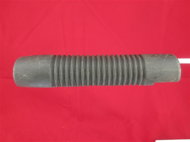 Mossberg 500 Synthetic Rat Tail Forend