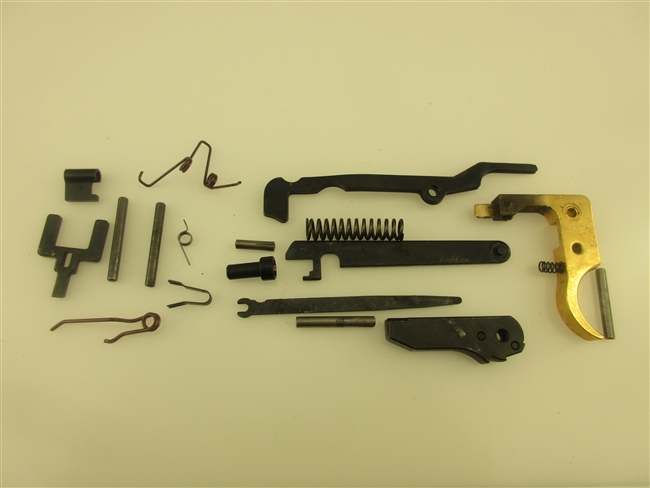 Complete Mossberg 500 Trigger Parts Set With Gold Trigger