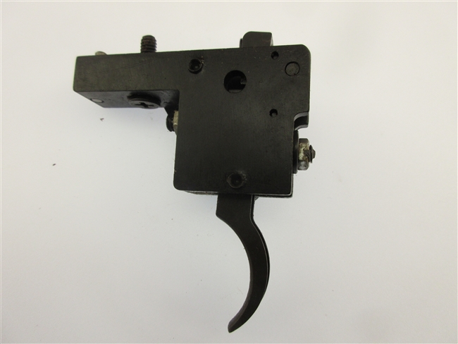 Mossberg 100 ATR Trigger Assembly