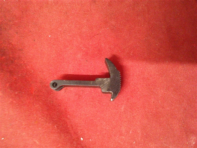 Bernadelli 80 Magazine Catch