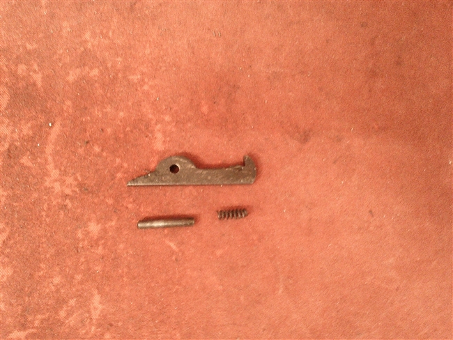 Spanish Military .32 Semi Auto Extractor Assembly